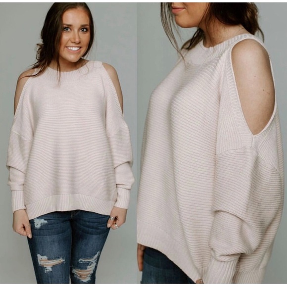 NWTs Boutique Royal & Reese Cold Shoulder Sweater Refined Knitwear- Black - Picture 2 of 11